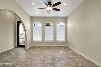 11265 Acoma St in El Paso, TX - Building Photo - Building Photo