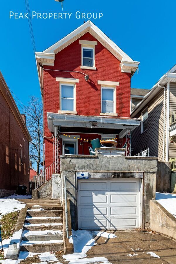 property at 2359 Stratford Ave