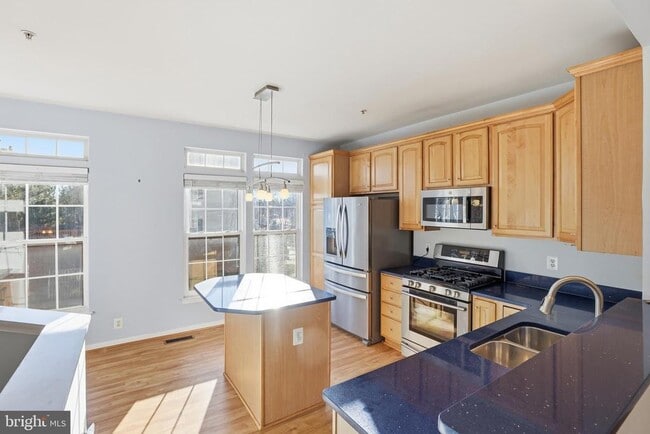 2957 Huntington Grove Square in Alexandria, VA - Building Photo - Building Photo