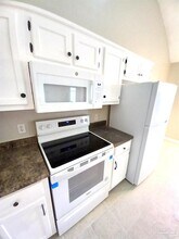 7009 Weatherwood Dr in Pensacola, FL - Building Photo - Building Photo