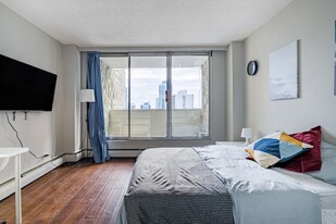 1228-1213 13 Ave SW