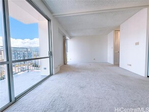 1655 Makaloa St in Honolulu, HI - Building Photo - Building Photo