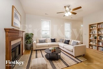 6303 Cardinal Wood Dr in Greensboro, NC - Foto de edificio - Building Photo