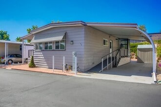 1501 Anza Ave in Vista, CA - Building Photo - Building Photo