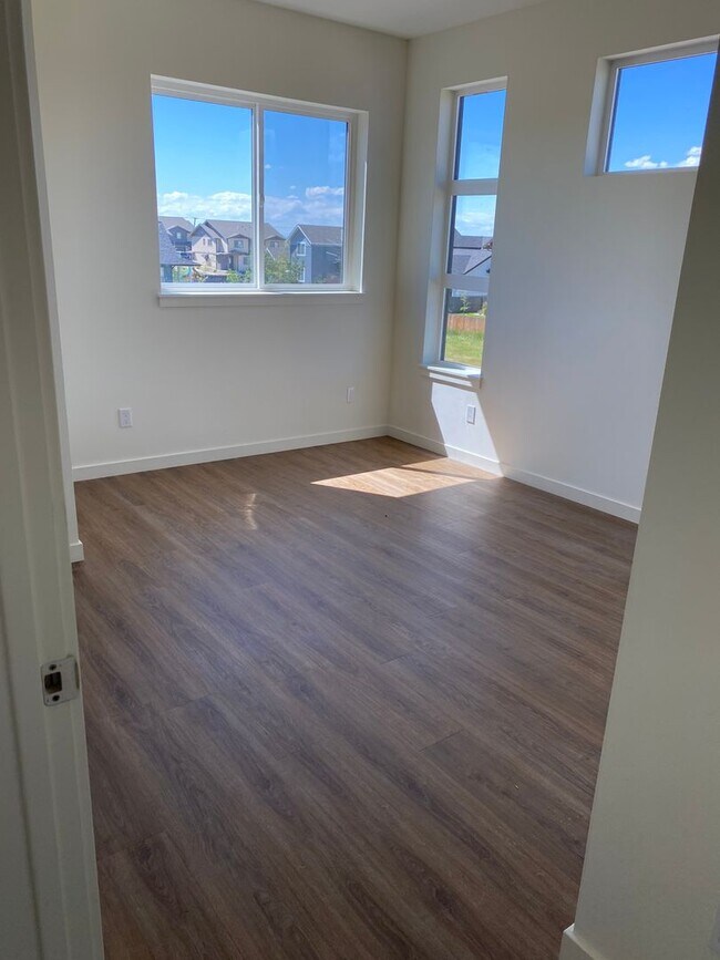 property at 3083 Catron St