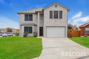 6214 Meandering Trail in Converse, TX - Building Photo