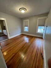 657 Myrtle Ave, Unit 2nd Floor in Albany, NY - Building Photo - Building Photo