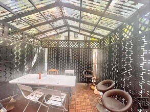 East 6th Street, Unit 7 in New York, NY - Building Photo - Building Photo