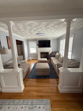 12 B Chester Rd in North Reading, MA - Foto de edificio - Building Photo