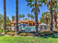 Building Photo - Mission Grove Park Apartments in Riverside, California