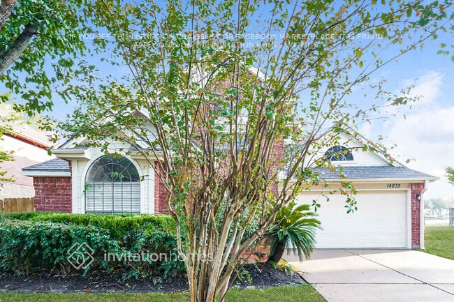 property at 14635 S Hearthstone Green Dr