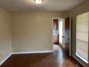 242 Adler Dr in Montgomery, AL - Building Photo - Building Photo