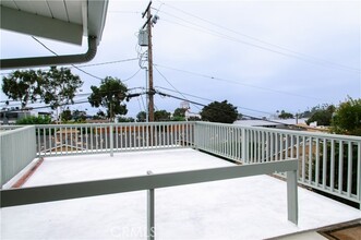525 Catalina St-Unit -B in Laguna Beach, CA - Building Photo - Building Photo