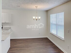 1856 Portview Dr in Spring Hill, TN - Foto de edificio - Building Photo