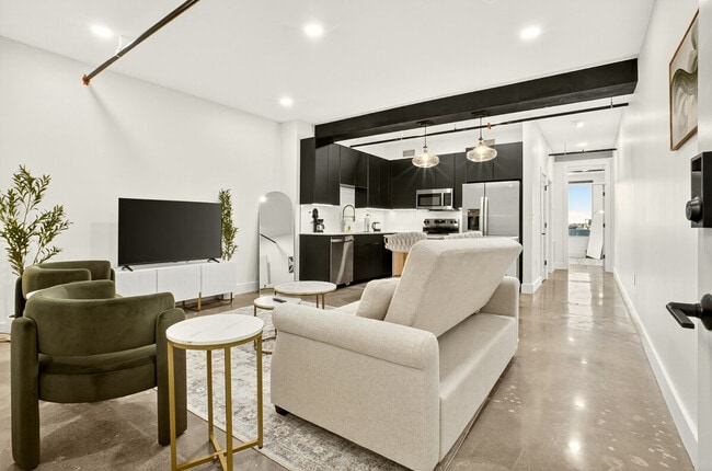 property at 115 W 5th St