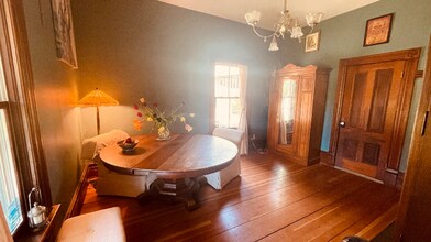 1104 Madison St in Port Townsend, WA - Building Photo - Building Photo