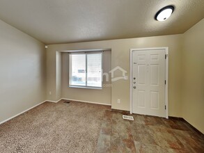 6890 Jackling Way in West Jordan, UT - Building Photo - Building Photo