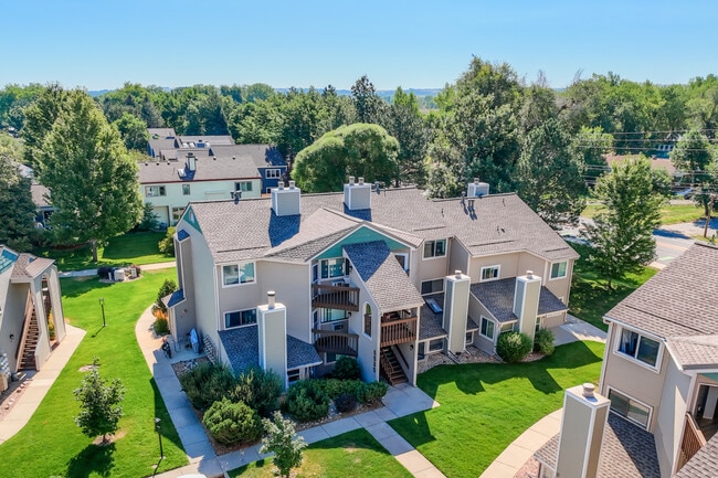 property at 5530 Stonewall Pl