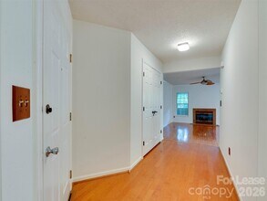 19827 Henderson Rd in Cornelius, NC - Building Photo - Building Photo