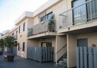 Woodley Villas Apartments in Van Nuys, CA - Building Photo - Building Photo