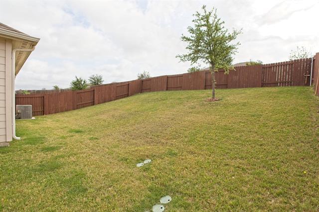 1829 Persimmon Dr in Anna, TX - Building Photo - Building Photo