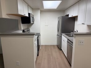 1766 S Pitkin Cir, Unit A in Aurora, CO - Foto de edificio - Building Photo