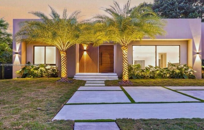 223 Shore Dr S in Miami, FL - Building Photo - Building Photo