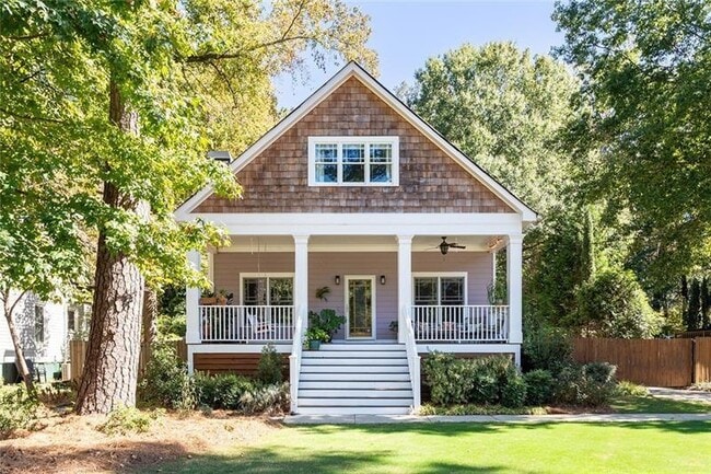 property at 428 S Howard St SE