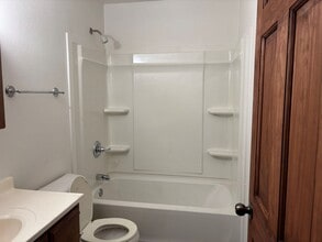 522 Beech St in Waterloo, IA - Building Photo - Building Photo