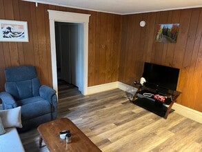 23 Myrtle St, Unit 1 in Orono, ME - Building Photo - Building Photo
