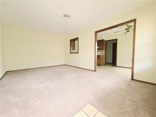 163 Barrett Pl in Edmond, OK - Building Photo - Building Photo