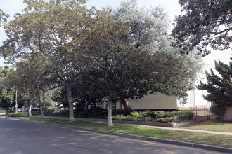 Bedford Terrace Apartments in Los Angeles, CA - Building Photo - Building Photo