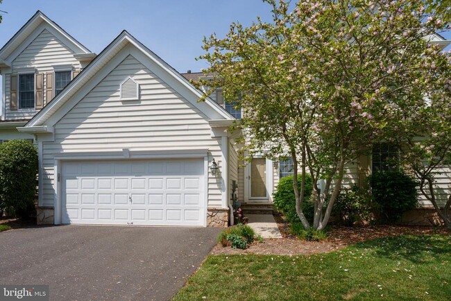property at 33 Maidenhead Rd