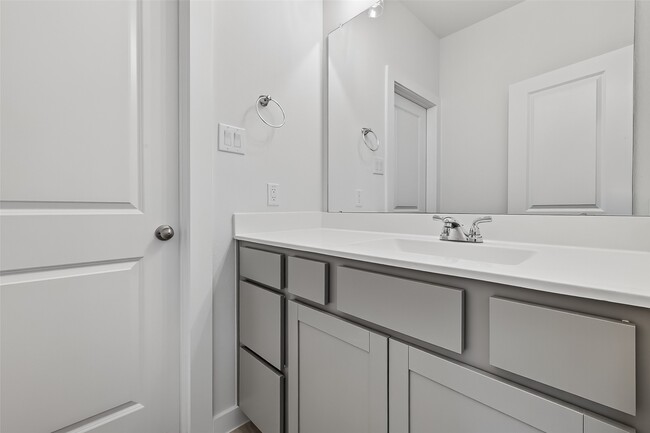 property at 3216 Loam Ln