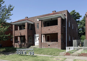 1216 S St Louis Ave Apartments