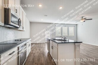 1118 Houston Wy in Flower Mound, TX - Building Photo - Building Photo