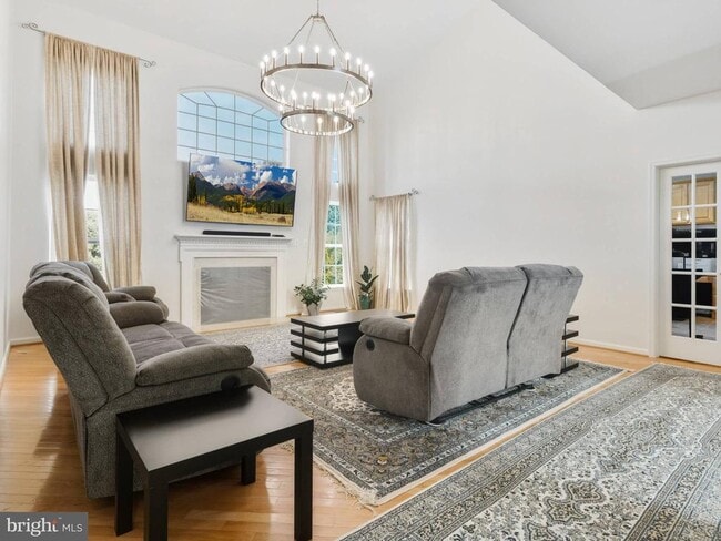 14301 Autumn Crest Rd in Germantown, MD - Building Photo - Building Photo