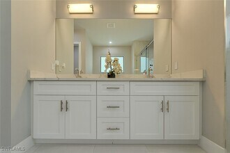 2330 4th Ave SE in Naples, FL - Building Photo - Building Photo