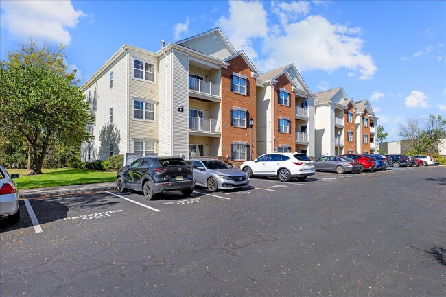 932 Del Negro Ct, Unit 932 Del Negro Ct in South Plainfield, NJ - Building Photo - Building Photo