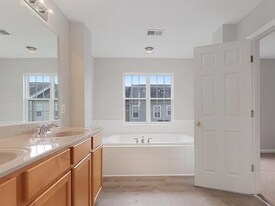 1110 Posey Ln in Fredericksburg, VA - Building Photo