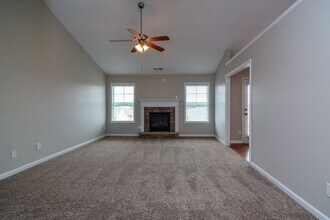 3896 Pine Village Pl in Loganville, GA - Building Photo - Building Photo
