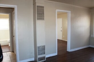 510 E Curtis Dr in Midwest City, OK - Building Photo - Building Photo