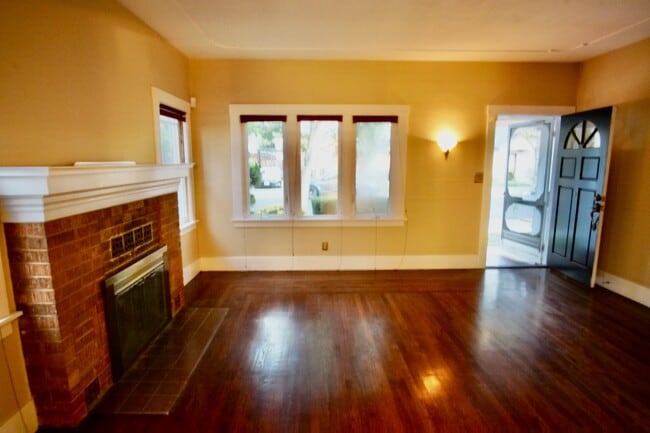 property at 1479 Sierra Ave