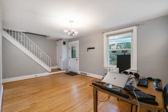 5456 Upsal Pl in Pittsburgh, PA - Building Photo - Building Photo