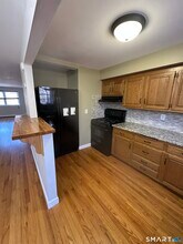 1693 Litchfield Turnpike in Woodbridge, CT - Building Photo - Building Photo