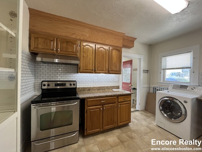 155 Central Ave, Unit 1