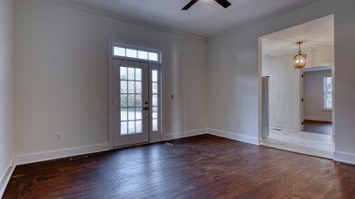 11 N McLin St SW in Rome, GA - Foto de edificio - Building Photo