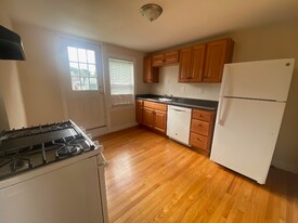 18 Congress Pl in Dedham, MA - Building Photo