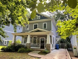 137 Flora Ave NE in Atlanta, GA - Building Photo