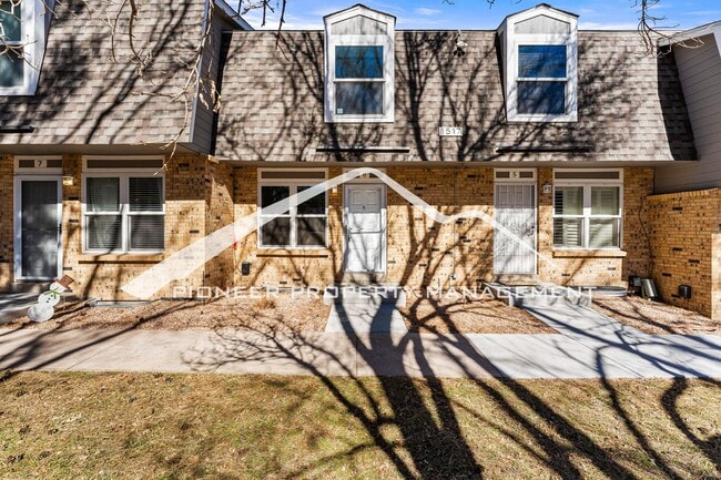 property at 1517 S Owens St